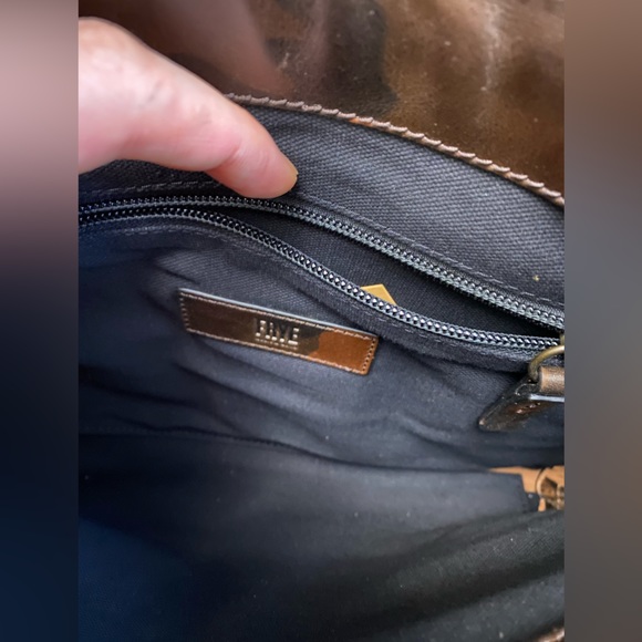 FLASH SALE Frye Charlie Shoulder Bag real leather in Camo (brown) NWT - Picture 6 of 6